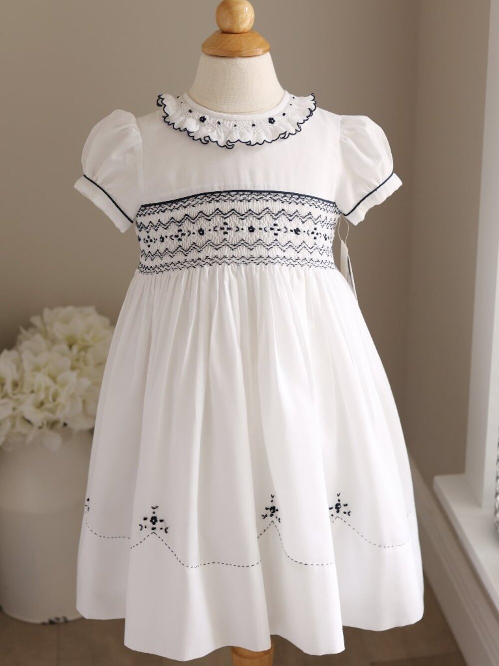 White Smocked Dress Navy Embroidery Ruffle Neck Sarah Louise Traditional 3Y NWT